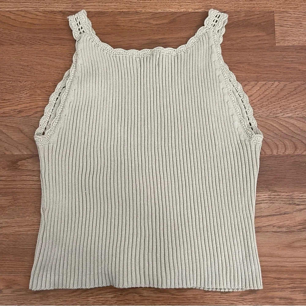 HOUSE OF HARLOW 1960 Tan Neutral Knit Crochet Cropped Tank Top Sz Medium - Picture 3 of 5